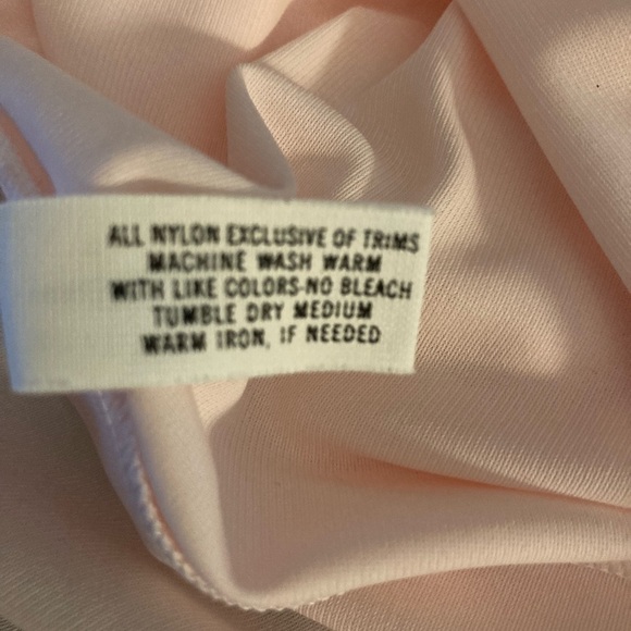 70s Vintage Pastel Pink Robe Floral Lace Satiny Button down front Size M - Picture 10 of 13